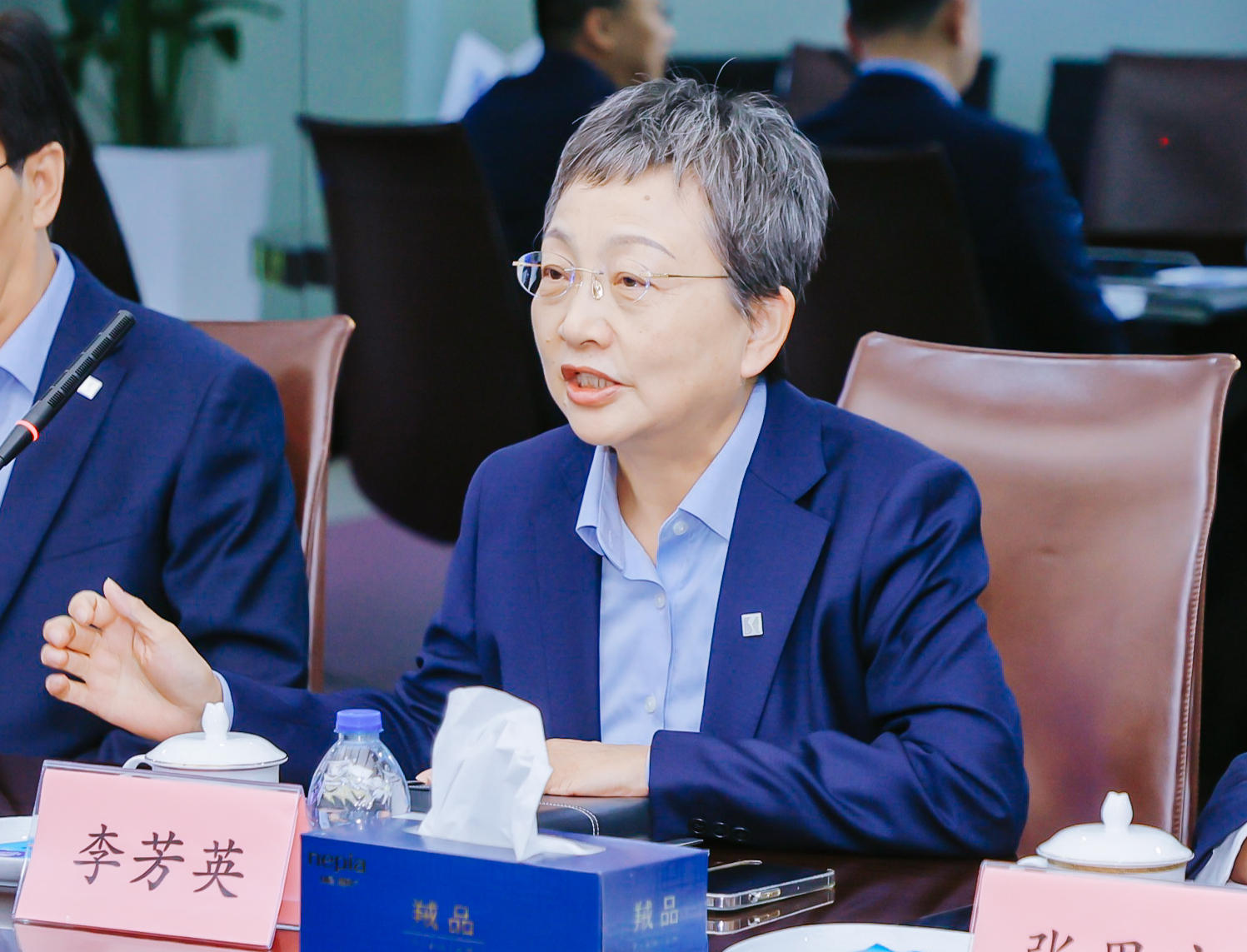 中国石化领导刘会友、张建阔一行莅临QG刮刮乐参观考察(图2)